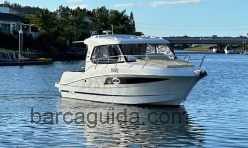 Beneteau Antares 8.8 recensioni e scheda tecnica